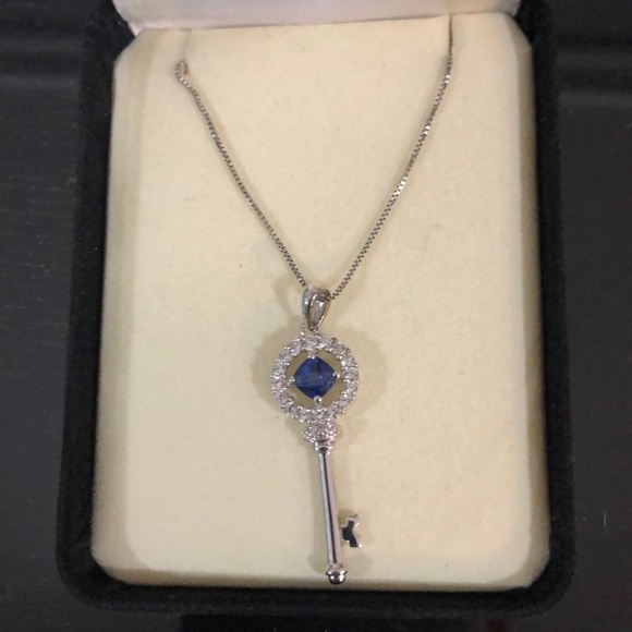 Kay Jewelers Jewelry - Lock Necklace